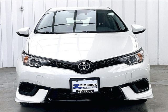 Used 2018 Toyota Corolla iM w/ All-Weather Mat Package FWD image 3