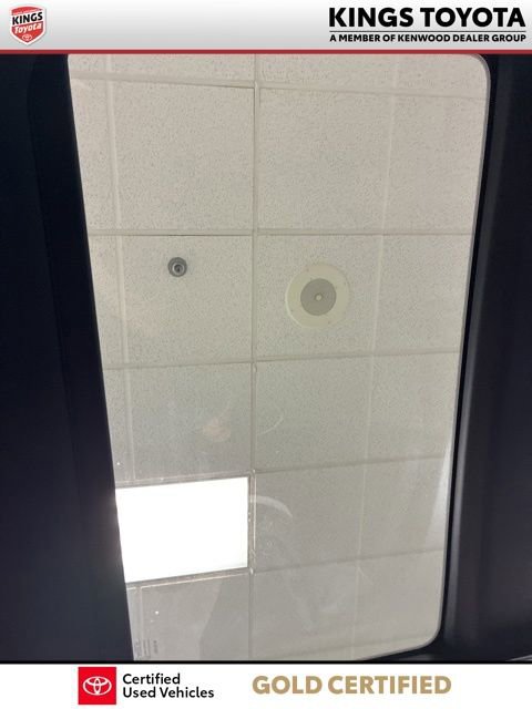 Used 2024 Toyota Crown Platinum image 35