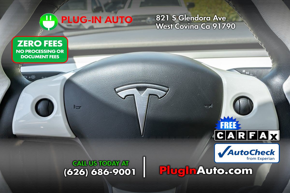 Used 2020 Tesla Model 3 Standard Range Plus RWD image 18