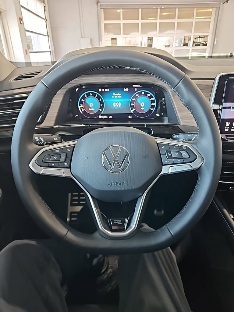 New 2026 Volkswagen Atlas SEL Premium R-Line image 40