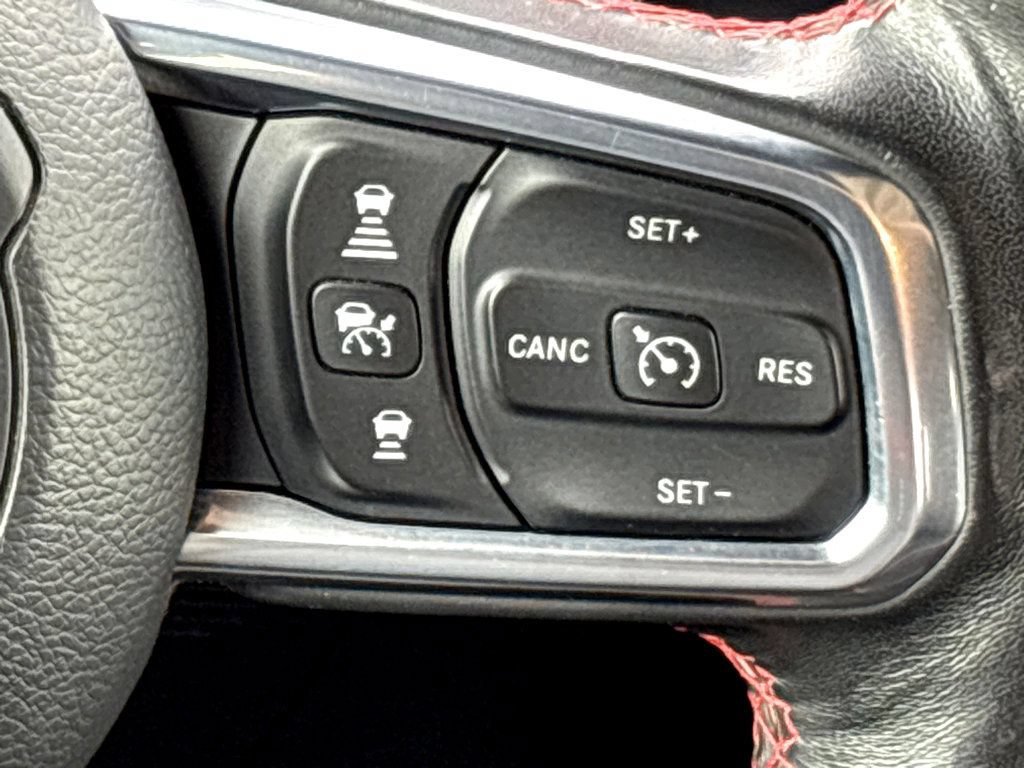Used 2020 Jeep Gladiator Rubicon AWD/4WD image 10