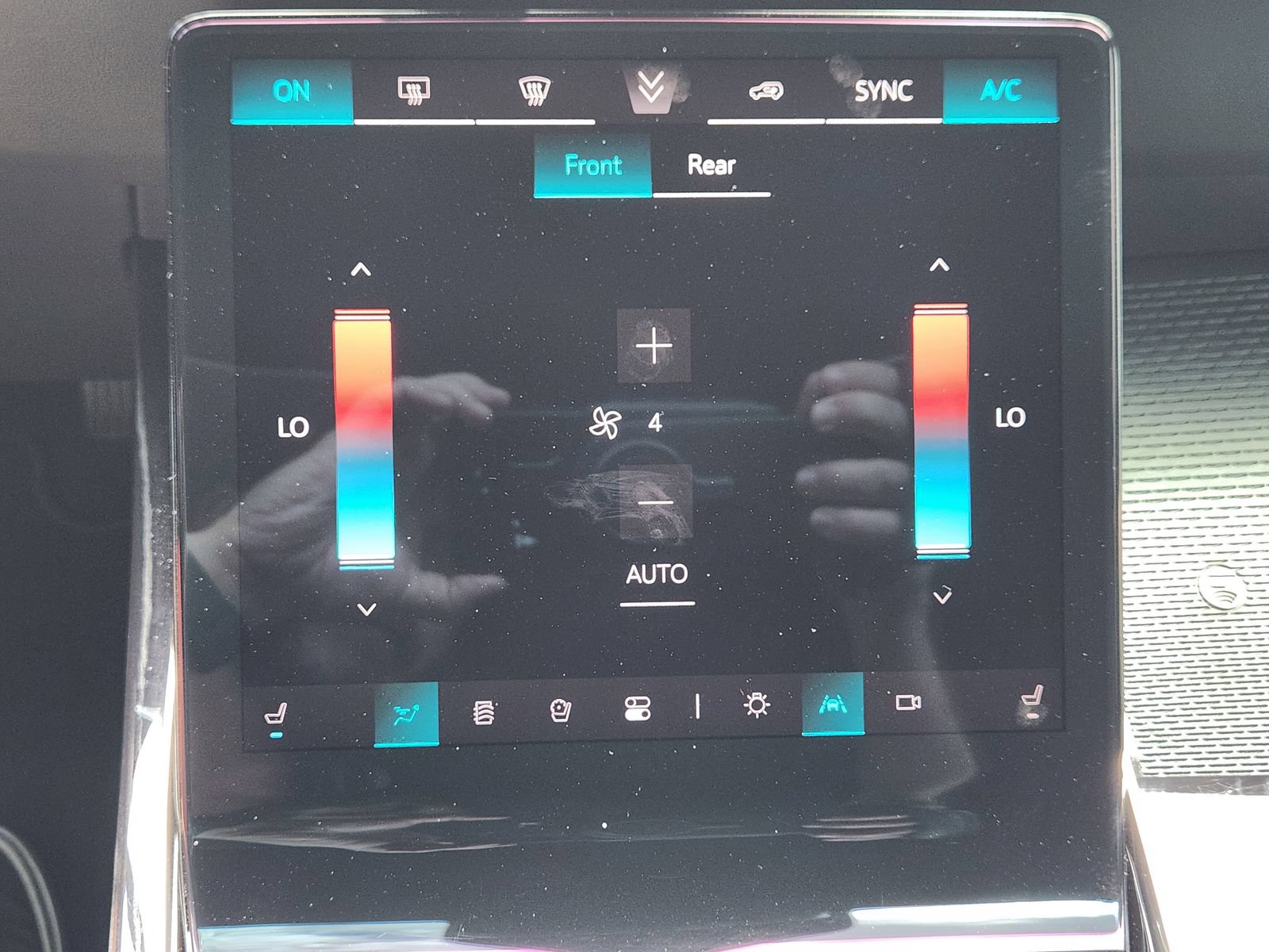 Used 2025 Cadillac Escalade Sport AWD/4WD image 19