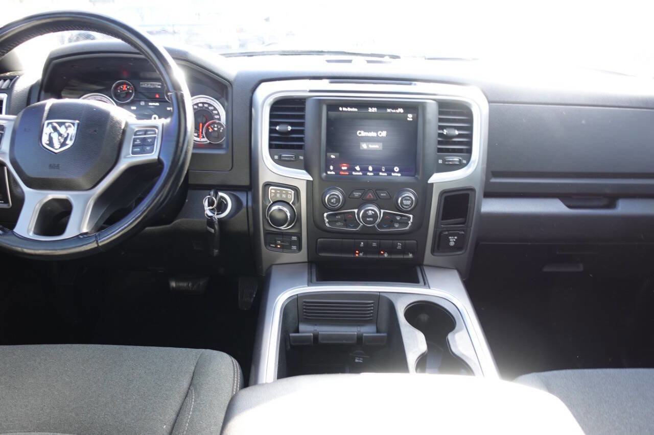 Used 2021 RAM 1500 Classic Warlock image 41