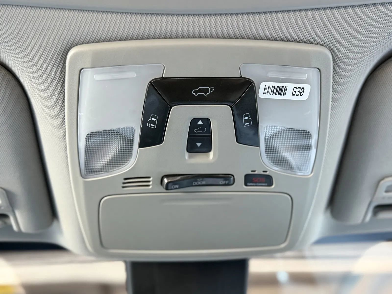 Used 2019 Toyota Sienna XLE w/ XLE Navigation Package FWD image 45