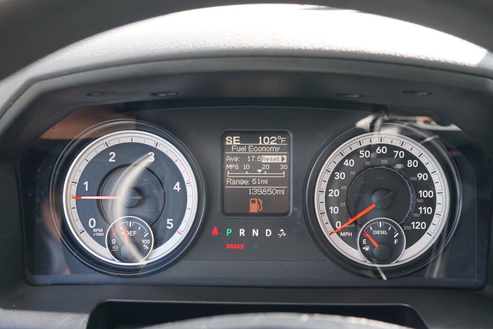 Used 2015 RAM 2500 Tradesman w/ Chrome Appearance Group RWD image 16