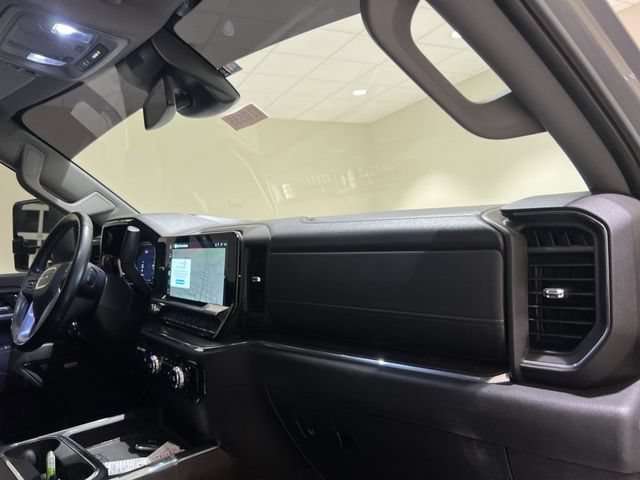Used 2024 GMC Sierra 3500 SLT w/ SLT Convenience Package AWD/4WD image 28