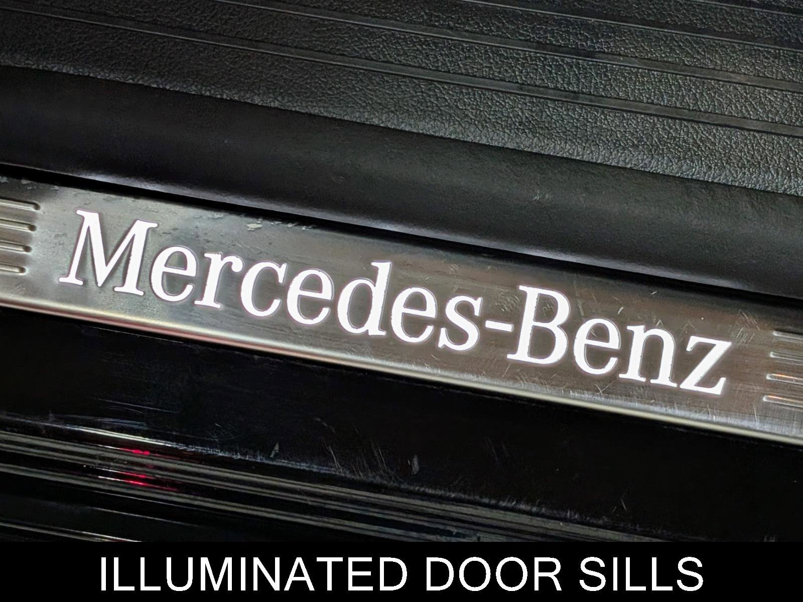 Used 2024 Mercedes-Benz GLE 350 4MATIC w/ AMG Line Exterior image 16