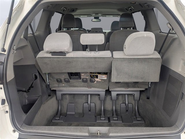 Used 2019 Toyota Sienna LE image 13