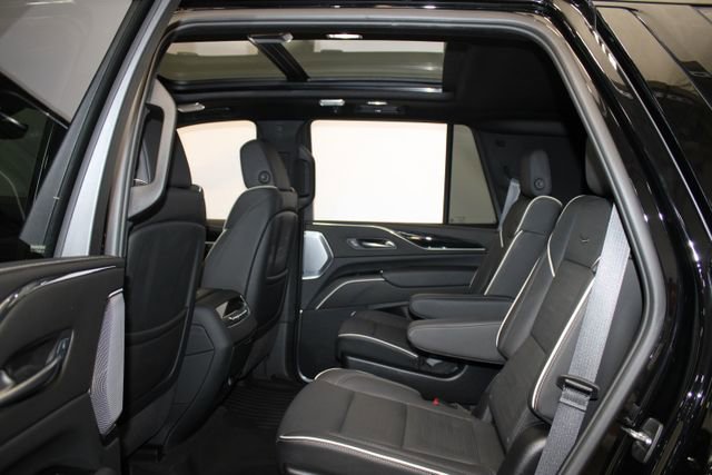 Certified 2024 Cadillac Escalade Sport w/ Touring Package AWD/4WD image 10