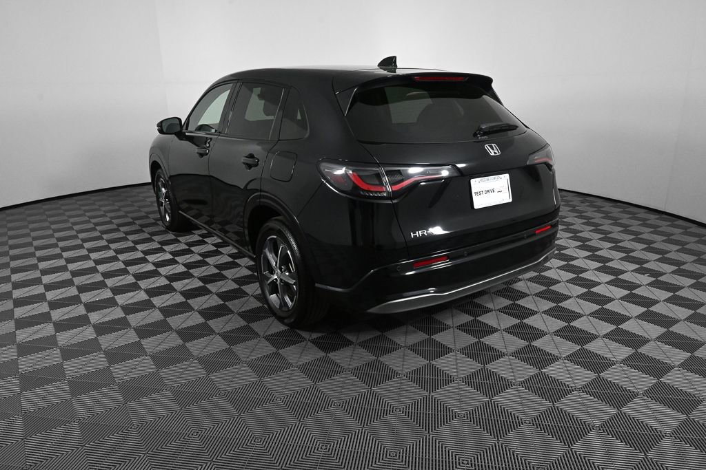 Used 2024 Honda HR-V EX-L image 4