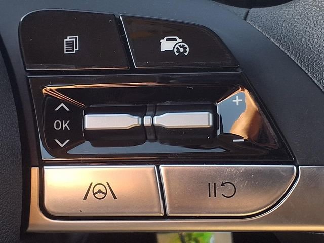 New 2026 Hyundai Elantra SE image 18