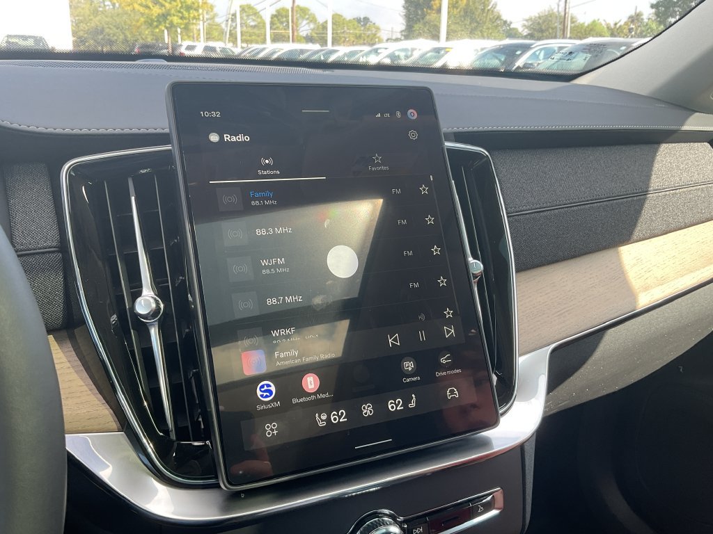 New 2027 Volvo XC90 B6 Plus AWD/4WD image 28