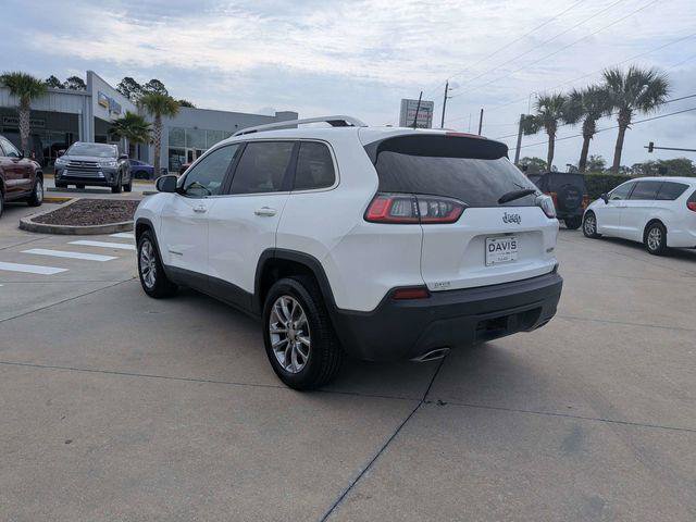Certified 2019 Jeep Cherokee Latitude Plus w/ Comfort/Convenience Group FWD image 5
