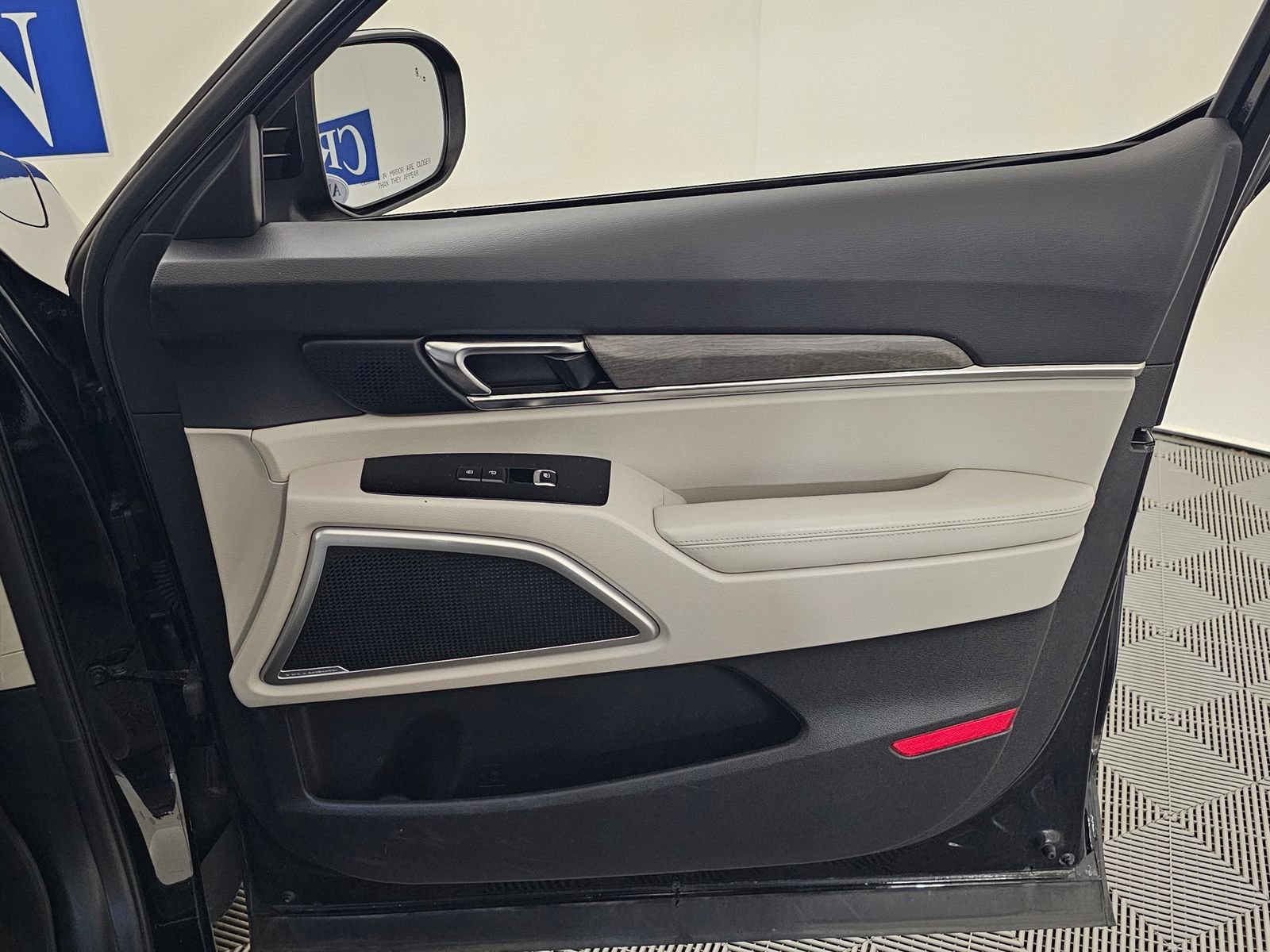 Used 2022 Kia Telluride EX w/ EX Premium Package image 36