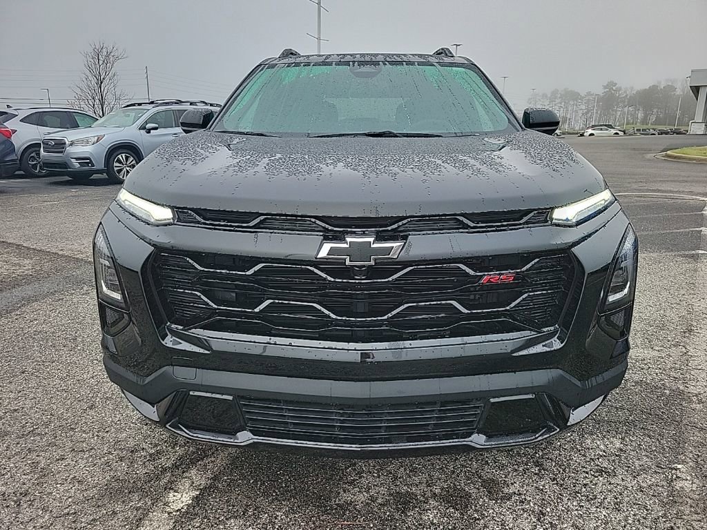 Used 2025 Chevrolet Equinox RS w/ Convenience Package III image 2