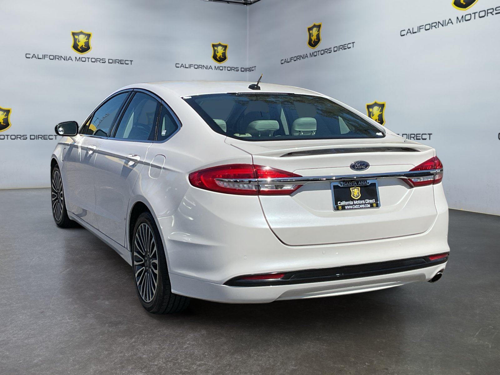Used 2017 Ford Fusion Energi Titanium FWD image 7