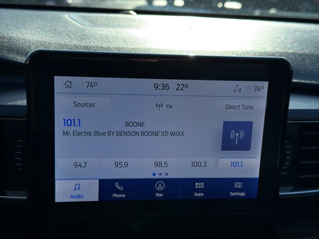 Used 2022 Ford Explorer Limited w/ Hybrid Equipment Group 310A image 18