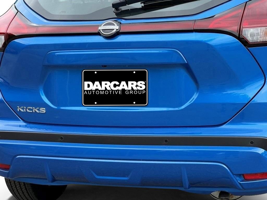 Used 2025 Nissan Kicks Play S image 4