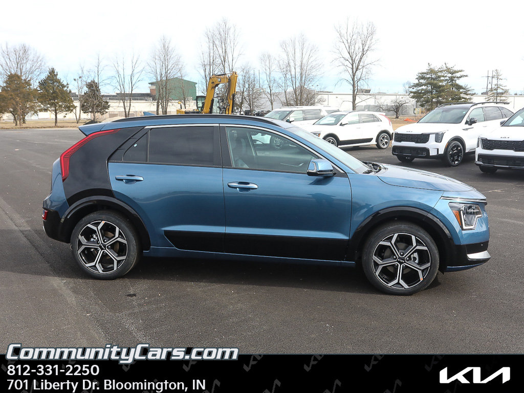 New 2026 Kia Niro SX Touring image 7