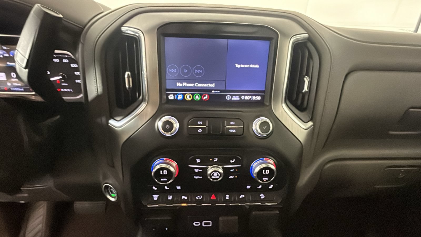 Used 2020 GMC Sierra 3500 Denali w/ Denali Ultimate Package AWD/4WD image 27
