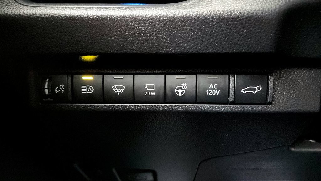 Used 2021 Toyota RAV4 XSE w/ Premium Package AWD/4WD image 33