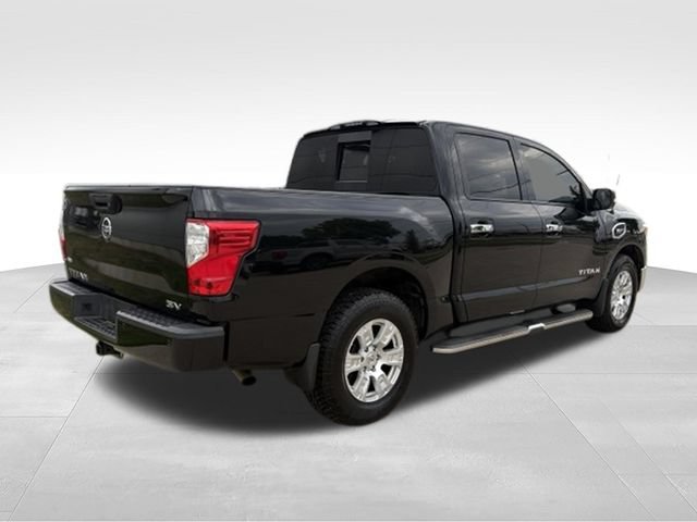 Used 2017 Nissan Titan SV RWD image 16