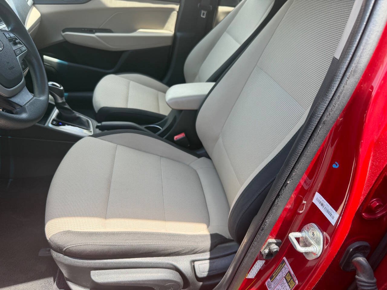 Used 2020 Hyundai Accent SEL FWD image 7
