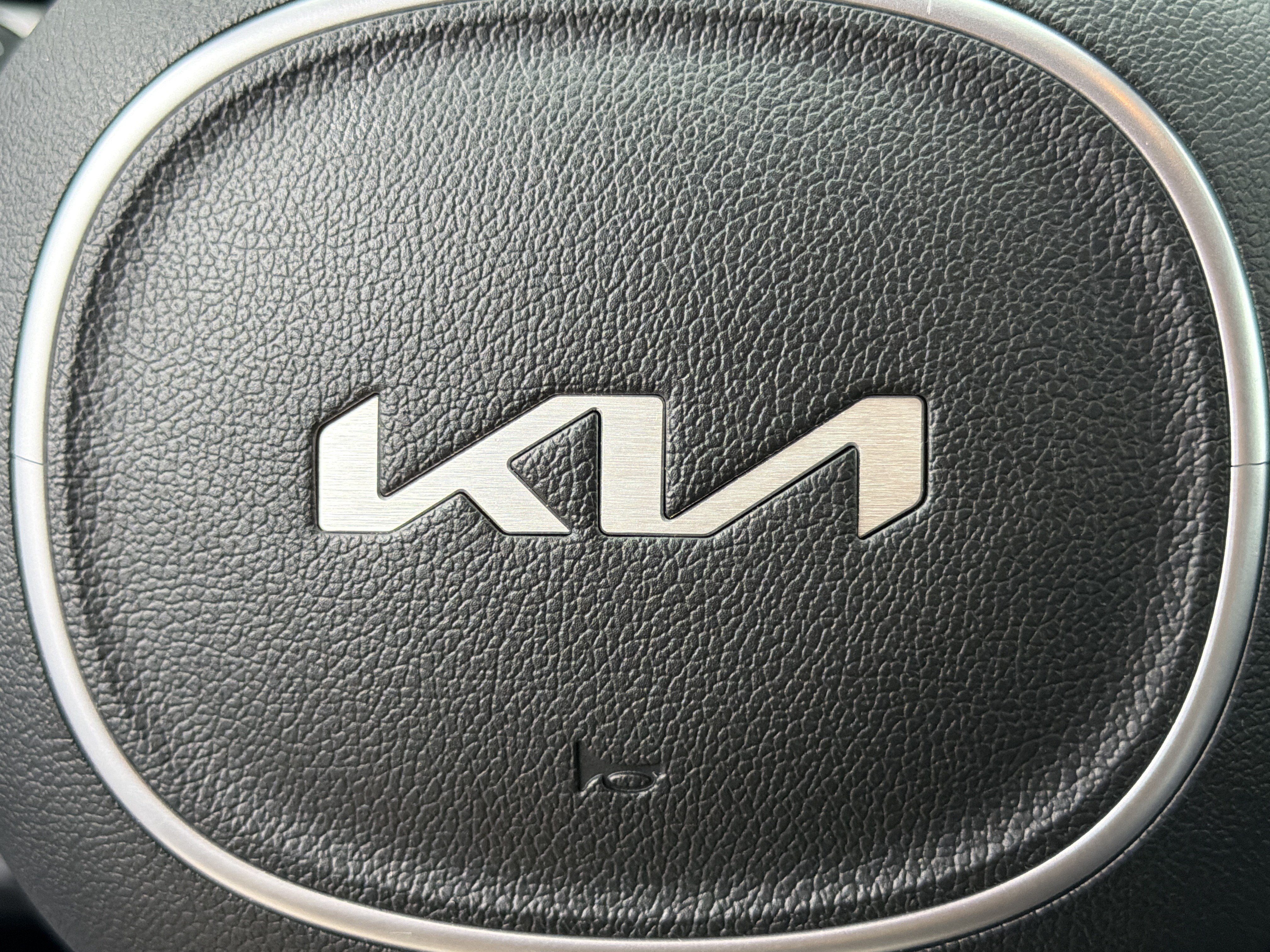 Used 2022 Kia Sorento LX AWD/4WD image 22