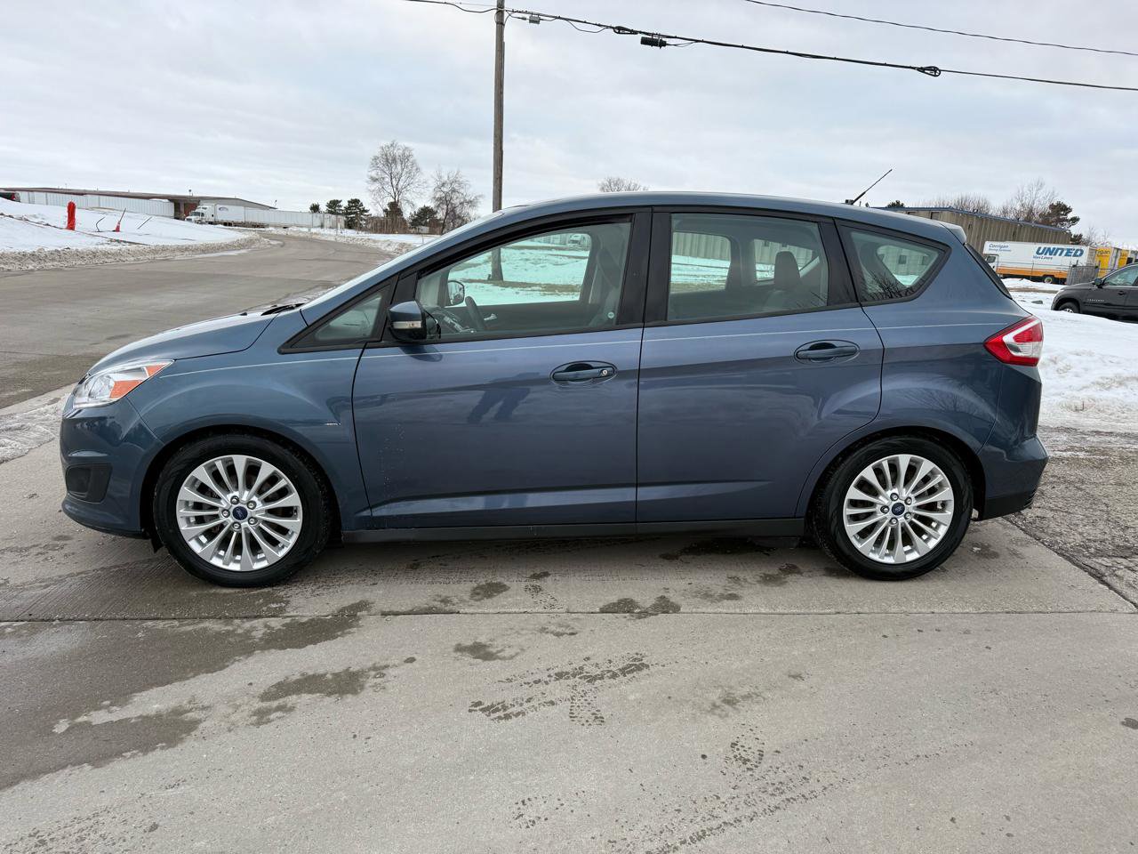 Used 2018 Ford C-MAX SE w/ Cold Weather Package image 8