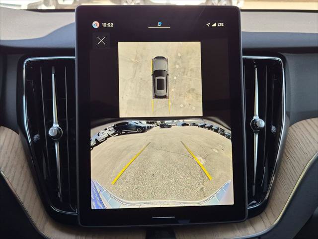 New 2027 Volvo XC60 B5 Plus AWD/4WD image 10