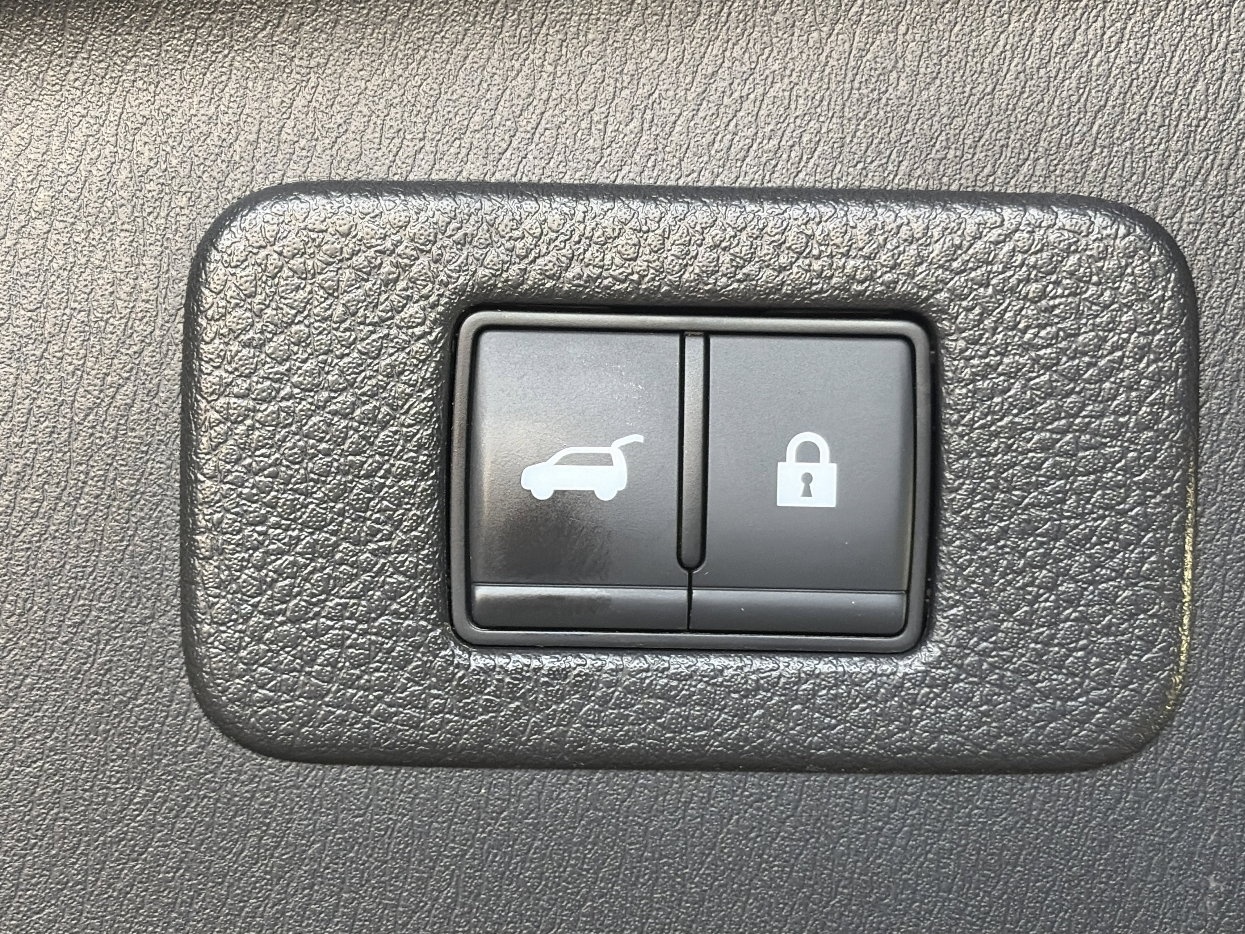 Certified 2024 Nissan Armada SL image 16