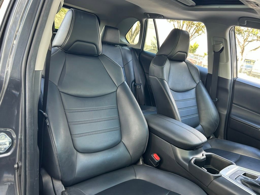 Used 2023 Toyota RAV4 XLE Premium image 36