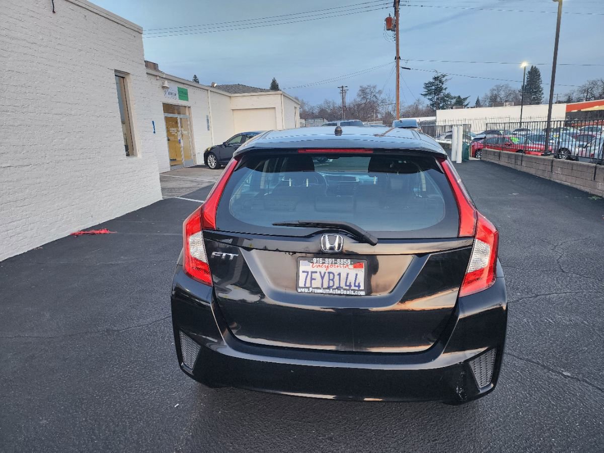 Used 2015 Honda Fit LX image 4