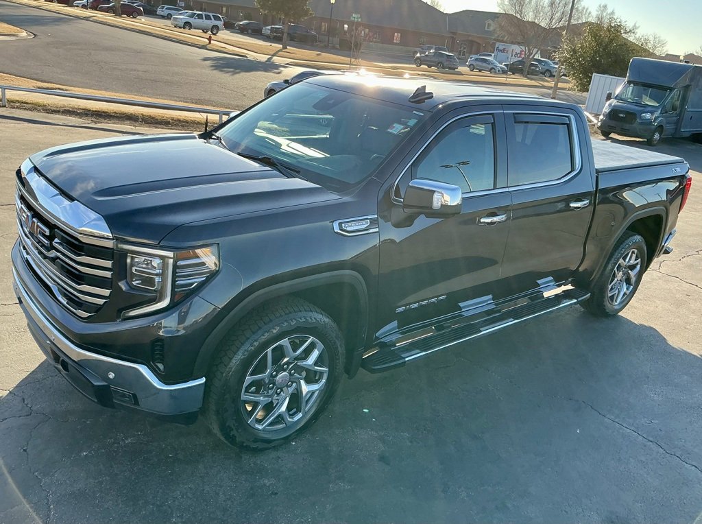 Used 2022 GMC Sierra 1500 SLT image 5