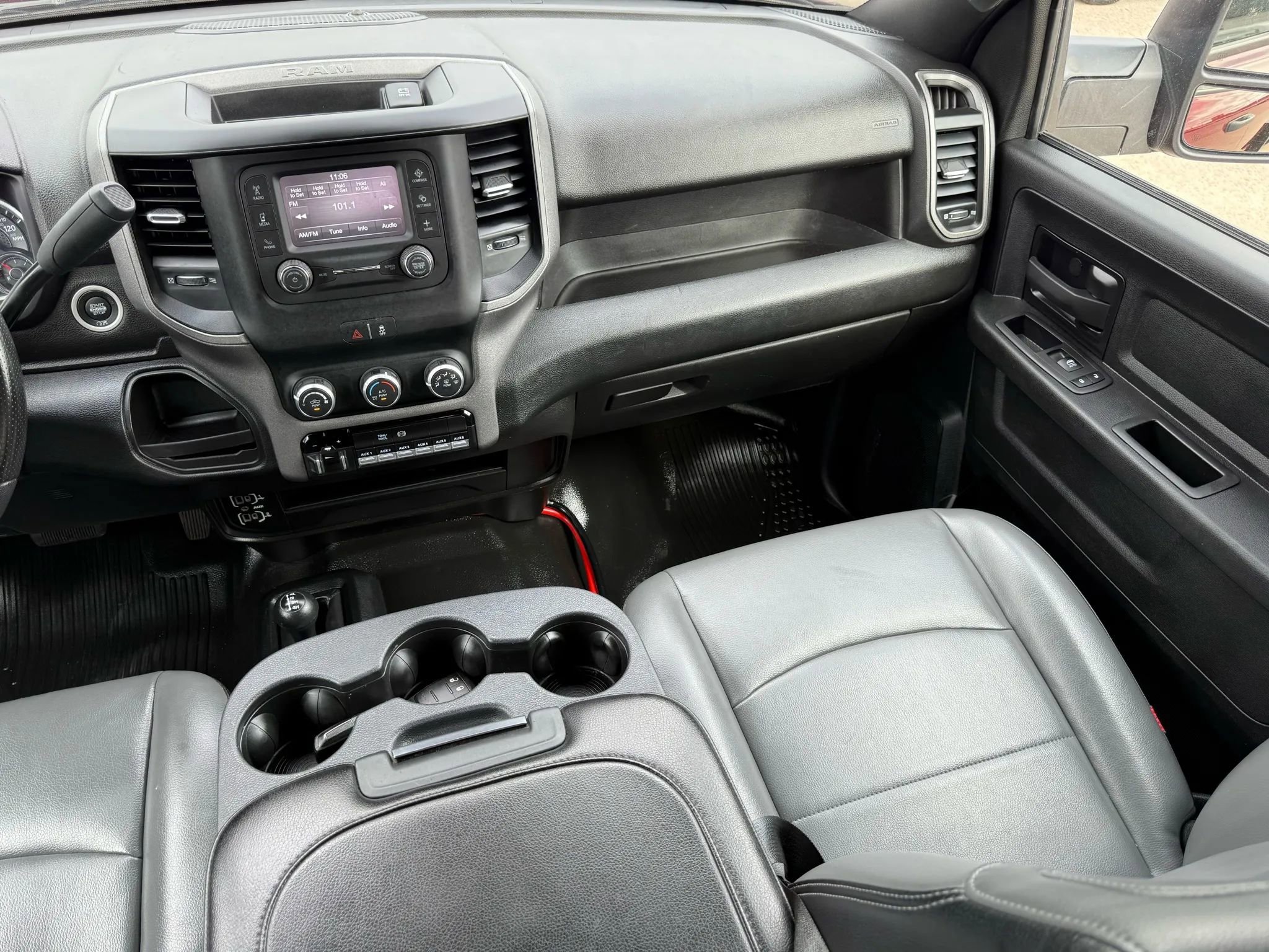 Used 2023 RAM 3500 Tradesman w/ Chrome Appearance Group image 30