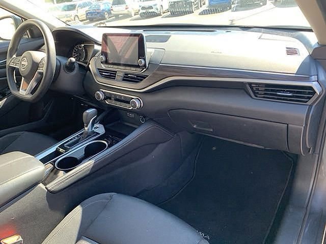 Used 2023 Nissan Altima 2.5 SV image 39