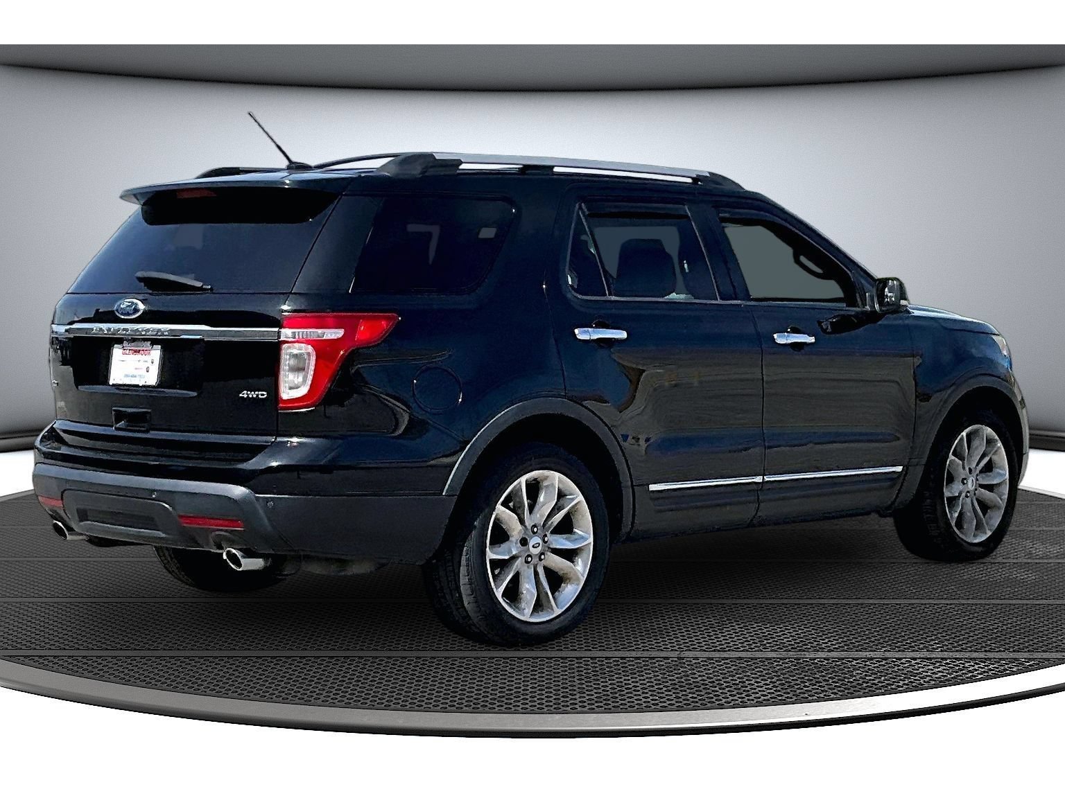 Used 2012 Ford Explorer XLT AWD/4WD image 18