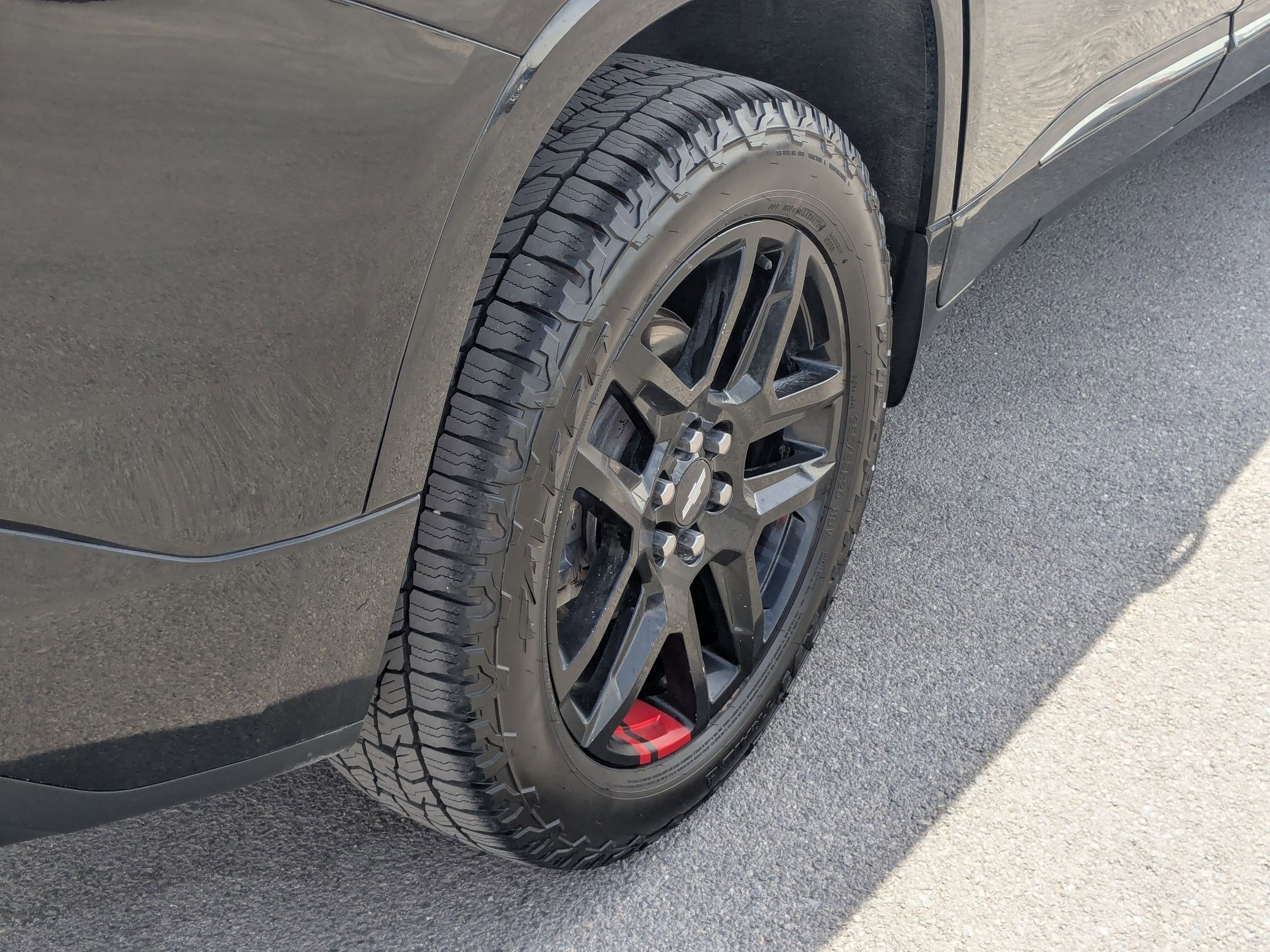 Used 2020 Chevrolet Traverse Premier w/ Redline Edition image 12