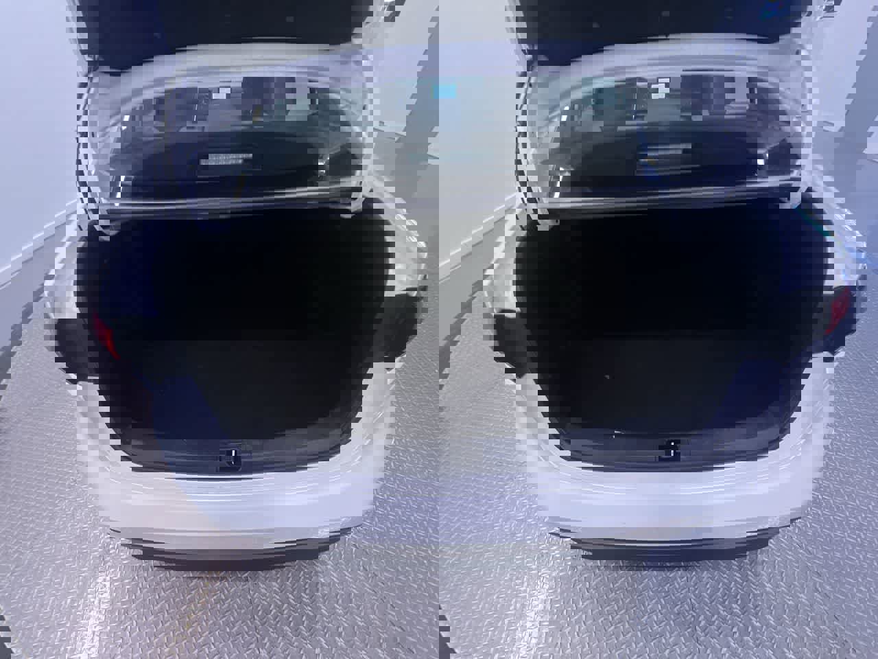 Used 2024 Toyota Corolla LE w/ LE Convenience Package image 40