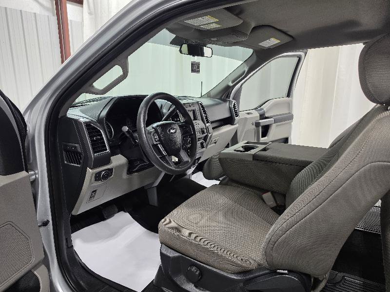 Used 2015 Ford F150 XLT image 9