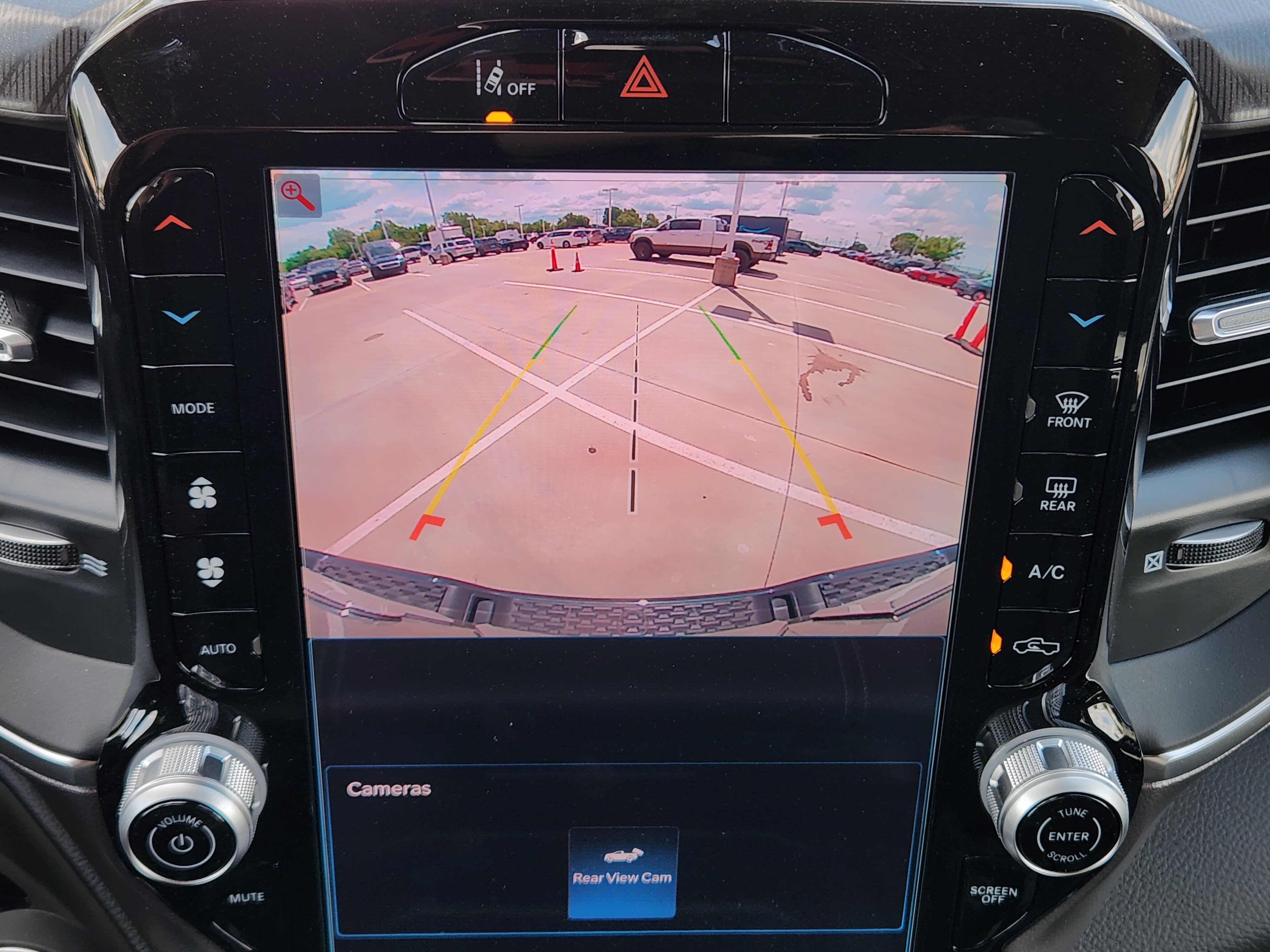 New 2026 RAM 1500 Big Horn AWD/4WD image 15