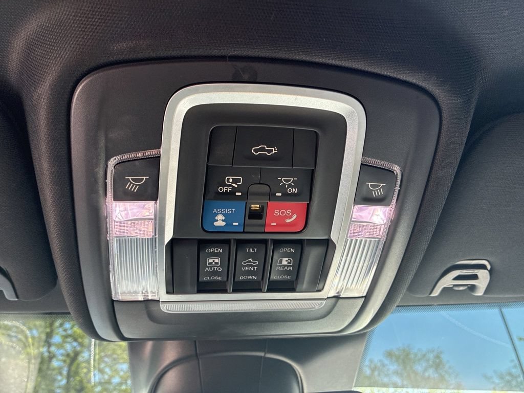Used 2019 RAM 2500 Limited AWD/4WD image 4