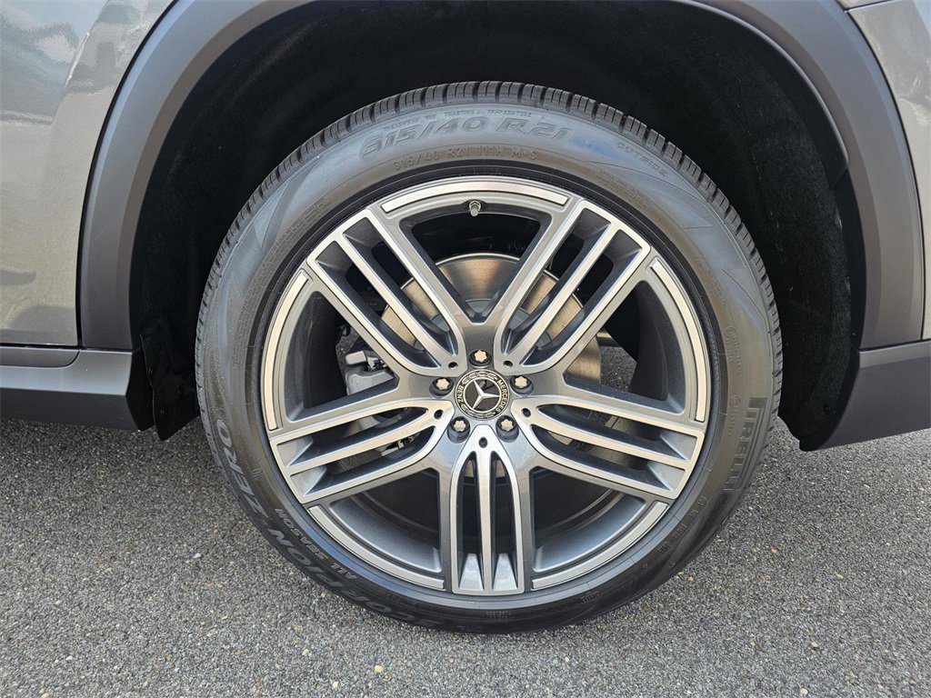 New 2026 Mercedes-Benz GLS 450 4MATIC image 10