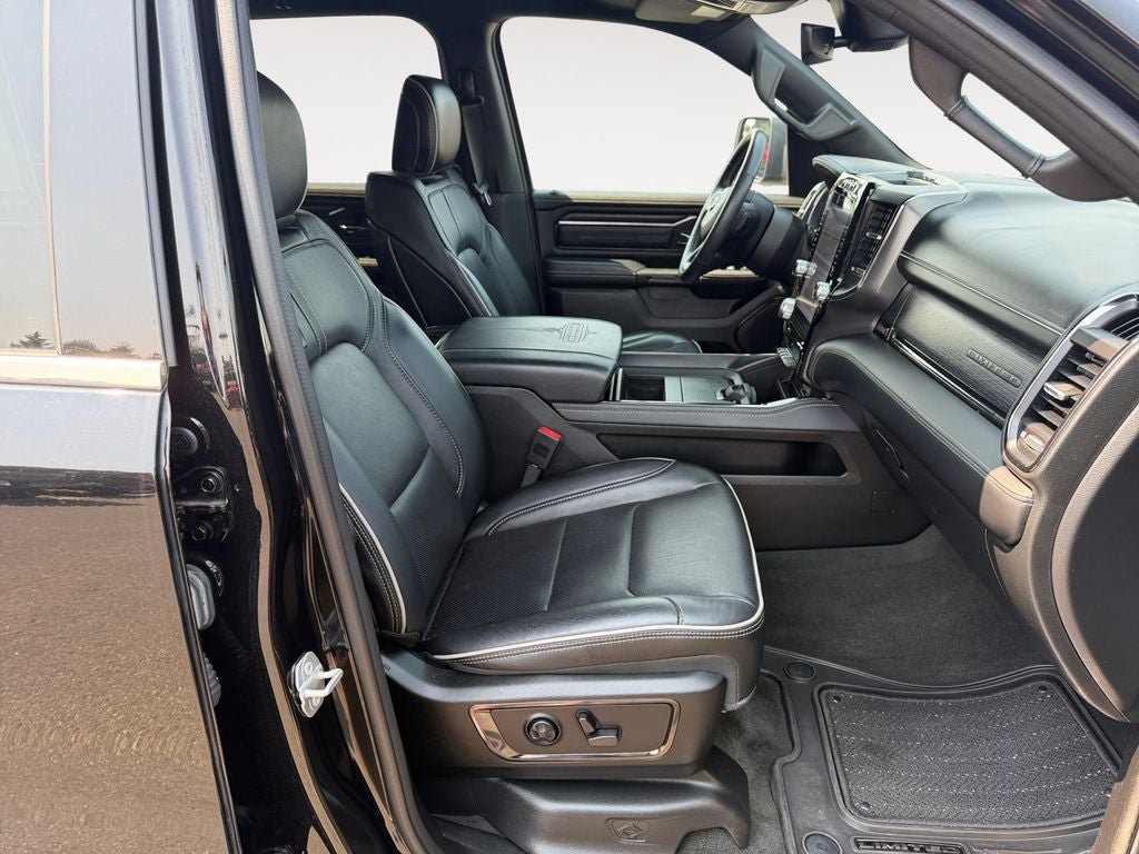 Used 2024 RAM 1500 Limited AWD/4WD image 24