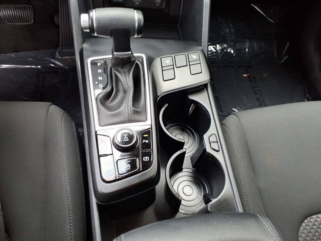 Used 2025 Kia Sportage LX AWD/4WD image 13