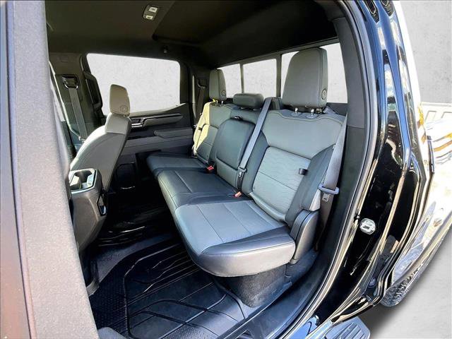 Used 2025 Chevrolet Silverado 1500 ZR2 w/ Technology Package image 27