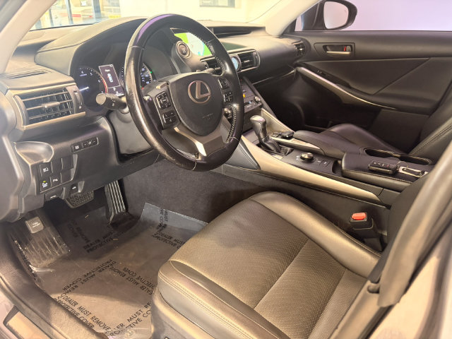 Used 2017 Lexus IS 200t w/ Navigation System Package RWD image 17