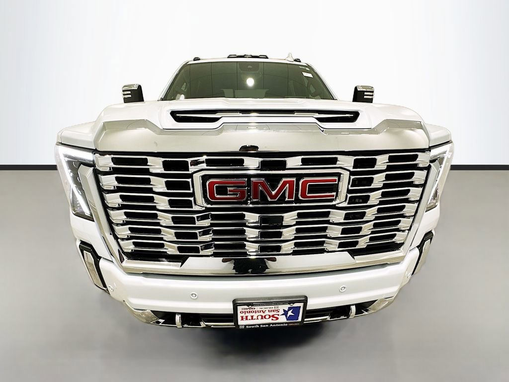 New 2026 GMC Sierra 2500 Denali w/ Denali Reserve Package AWD/4WD image 2