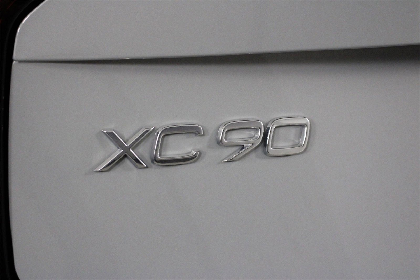 New 2026 Volvo XC90 B5 Plus image 16