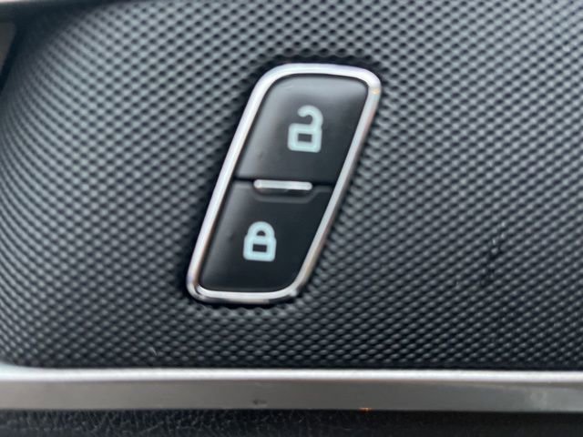 Used 2020 Ford Fusion S FWD image 12